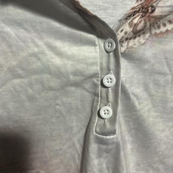NWT Butterfly 3/4 sleeve shirt - Picture 3 of 11